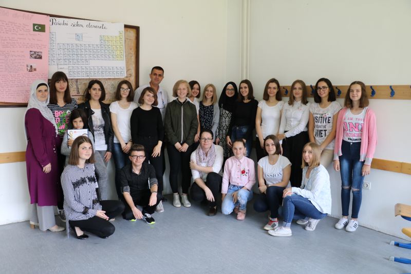 Hair cutting and donation in the combined High School of Economics and Hospitality Management in Travnik